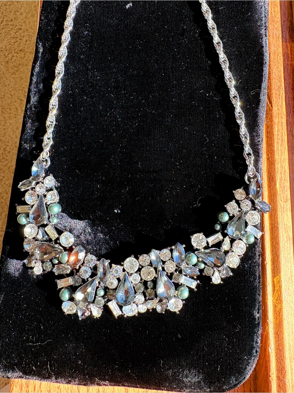 Vintage Loft Grey Crystal and Pearl Statement Necklace Solver Hardware